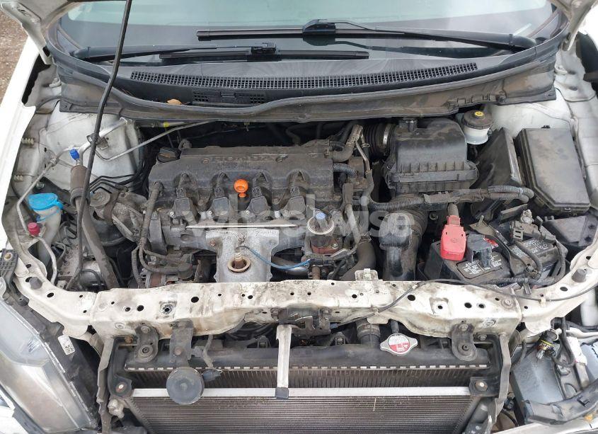 Photo 10 of 2015 Honda Civic LX (VIN 2HGFB2F50FH566913)