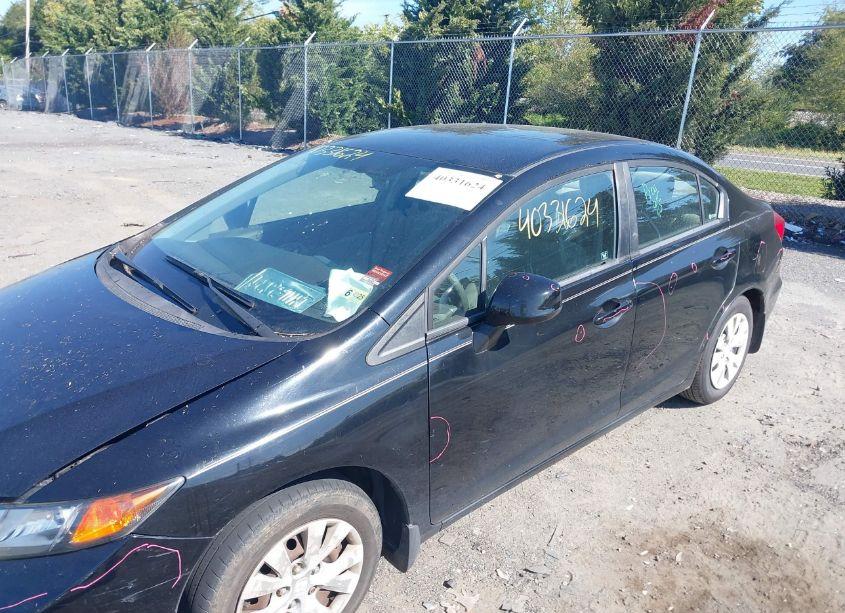 Photo 6 of 2012 Honda Civic LX (VIN 2HGFB2F51CH328063)