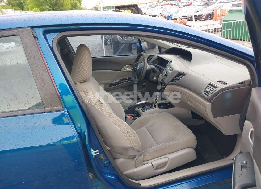 Photo 5 of 2012 Honda Civic LX (VIN 2HGFB2F51CH506134)