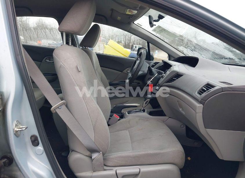 Photo 5 of 2012 Honda Civic SDN LX (VIN 2HGFB2F51CH510930)