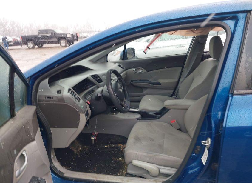 Photo 5 of 2012 Honda Civic LX (VIN 2HGFB2F51CH534631)