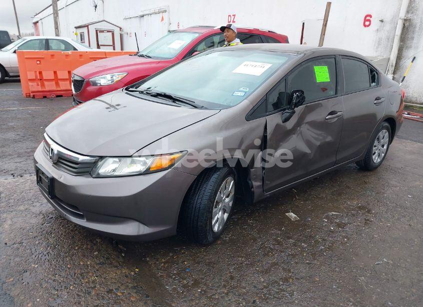 Photo 2 of 2012 Honda Civic LX (VIN 2HGFB2F51CH550134)