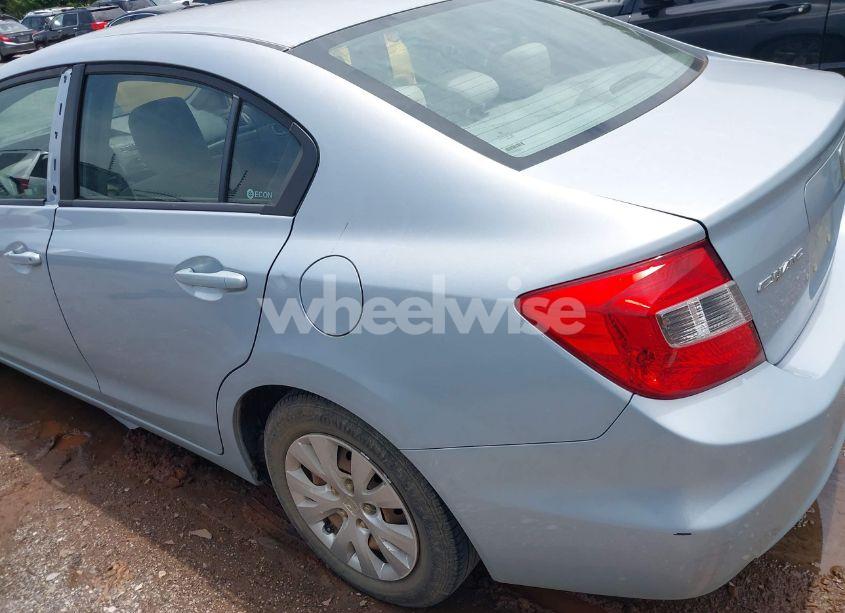 Photo 6 of 2012 Honda Civic LX (VIN 2HGFB2F51CH555477)