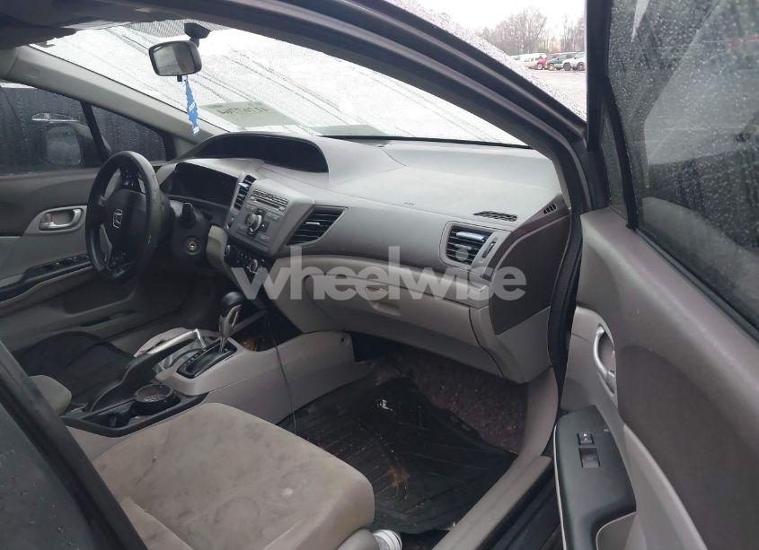 Photo 5 of 2012 Honda Civic LX (VIN 2HGFB2F51CH558167)