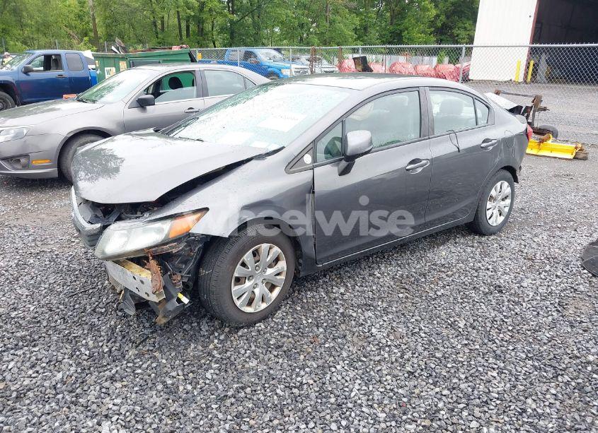 Photo 2 of 2012 Honda Civic LX (VIN 2HGFB2F51CH563532)