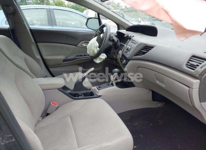 Photo 5 of 2012 Honda Civic LX (VIN 2HGFB2F51CH563532)