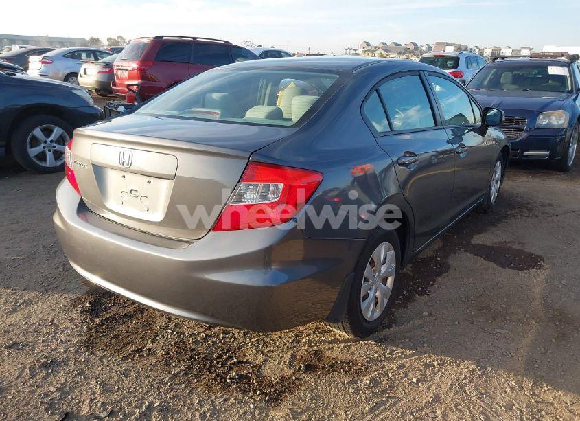 Photo 4 of 2012 Honda Civic SDN LX (VIN 2HGFB2F51CH569377)