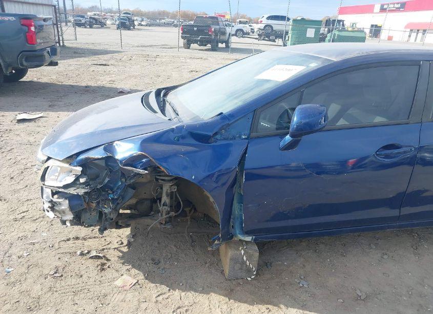 Photo 19 of 2012 Honda Civic SDN LX (VIN 2HGFB2F51CH582520)