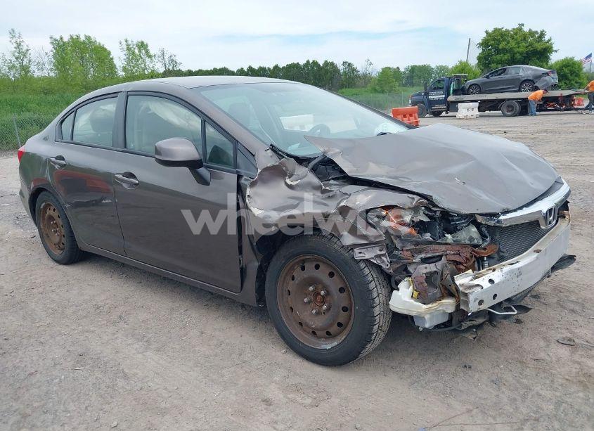 2012 Honda Civic LX (VIN 2HGFB2F51CH583649) main photo