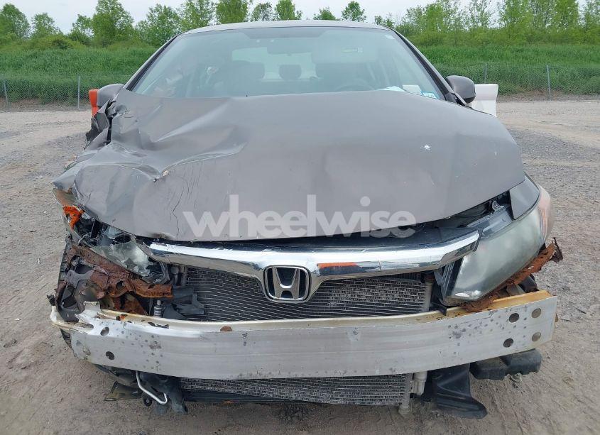 Photo 13 of 2012 Honda Civic LX (VIN 2HGFB2F51CH583649)