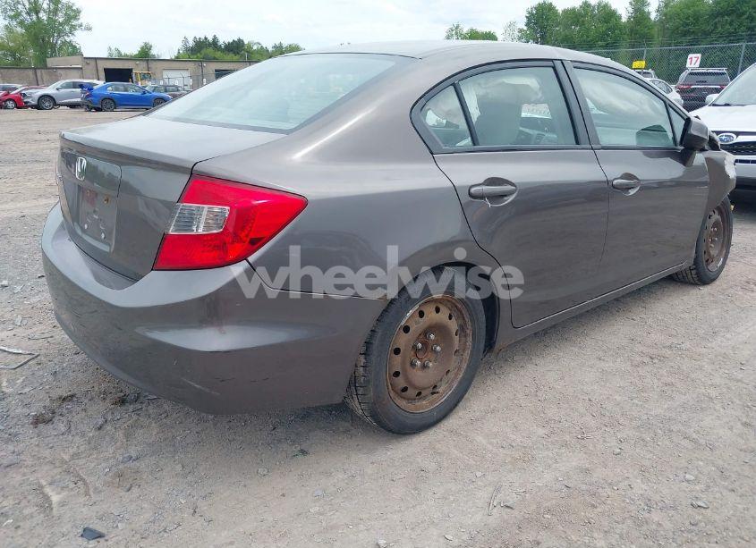 Photo 4 of 2012 Honda Civic LX (VIN 2HGFB2F51CH583649)