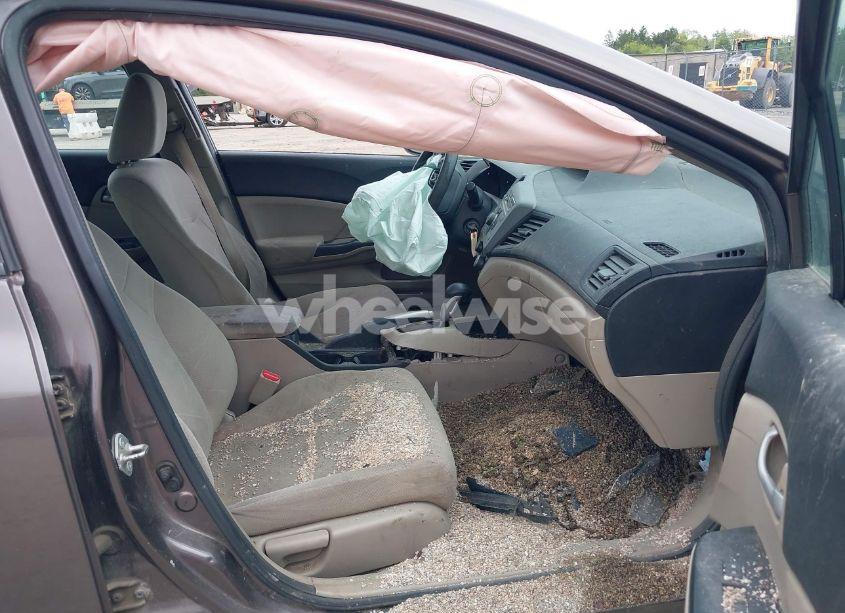 Photo 5 of 2012 Honda Civic LX (VIN 2HGFB2F51CH583649)