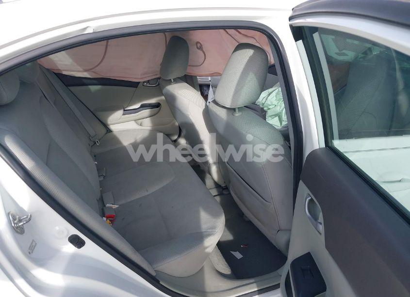 Photo 8 of 2012 Honda Civic LX (VIN 2HGFB2F51CH592514)