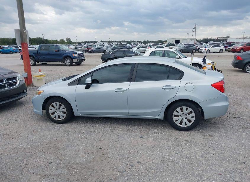 Photo 14 of 2012 Honda Civic SDN LX (VIN 2HGFB2F51CH600028)