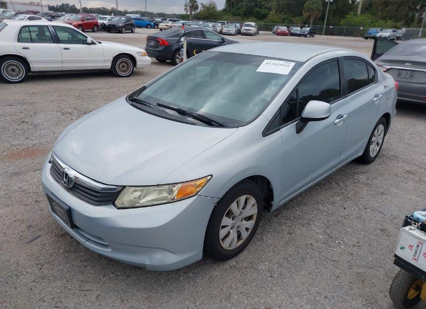 Photo 2 of 2012 Honda Civic SDN LX (VIN 2HGFB2F51CH600028)