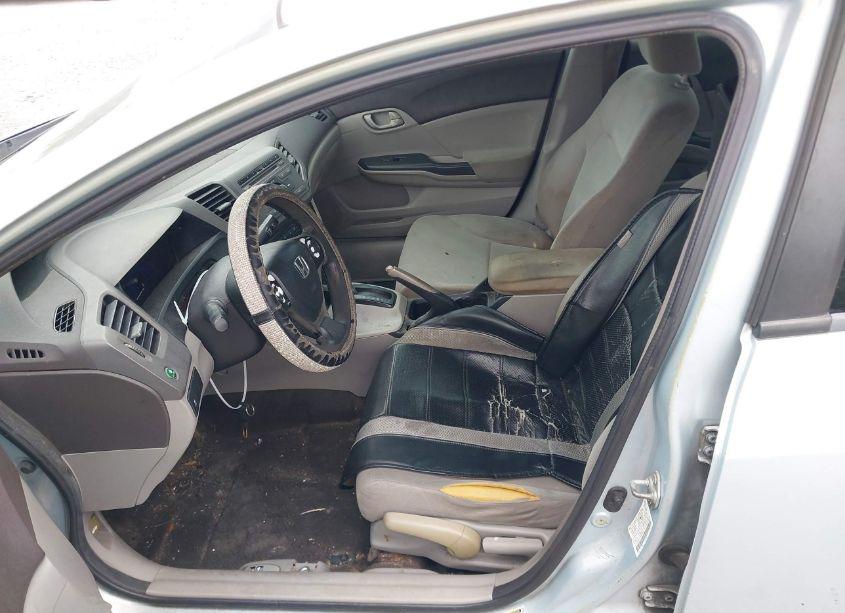 Photo 5 of 2012 Honda Civic SDN LX (VIN 2HGFB2F51CH600028)