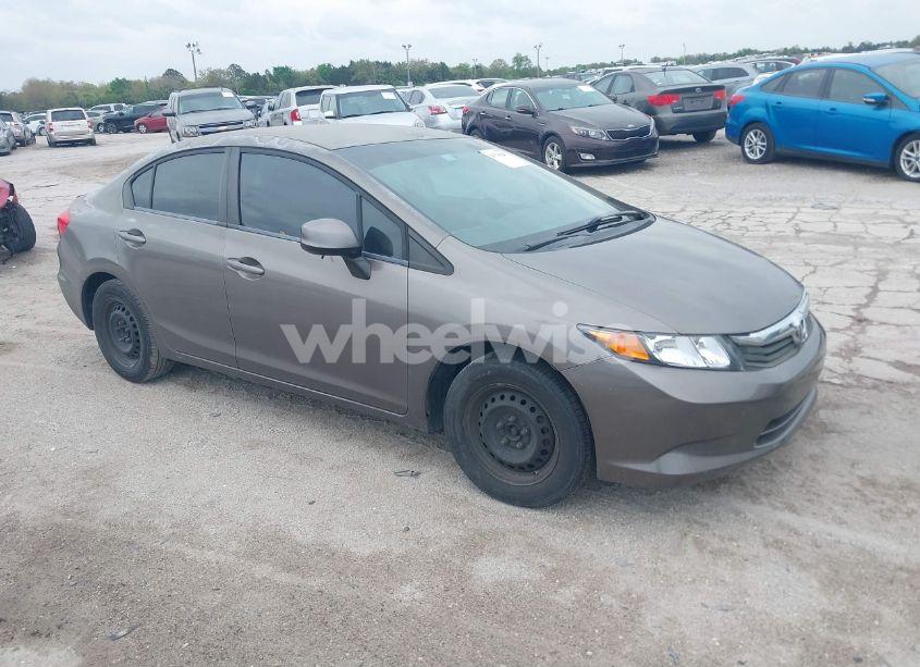 2012 Honda Civic LX (VIN 2HGFB2F51CH601115) main photo