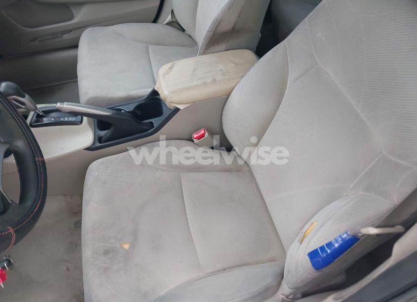 Photo 12 of 2012 Honda Civic LX (VIN 2HGFB2F51CH601115)