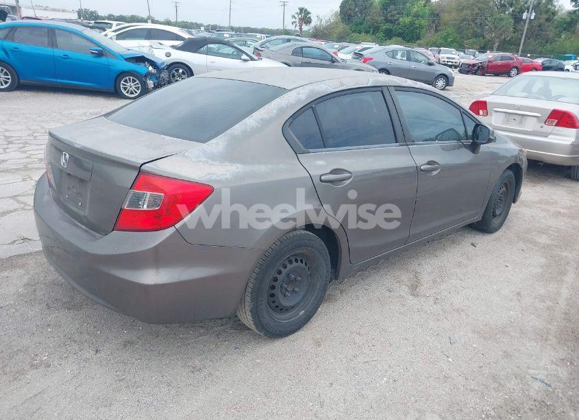 Photo 4 of 2012 Honda Civic LX (VIN 2HGFB2F51CH601115)