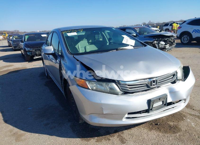 2012 Honda Civic LX (VIN 2HGFB2F51CH611868) main photo