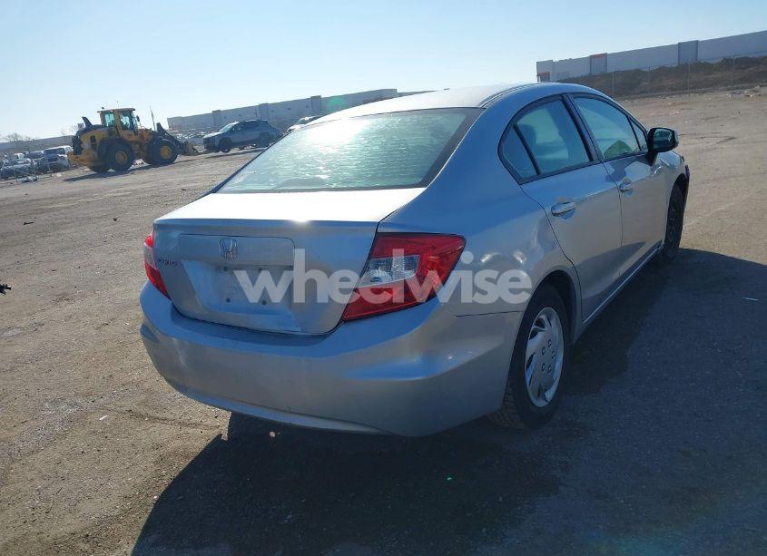 Photo 4 of 2012 Honda Civic LX (VIN 2HGFB2F51CH611868)