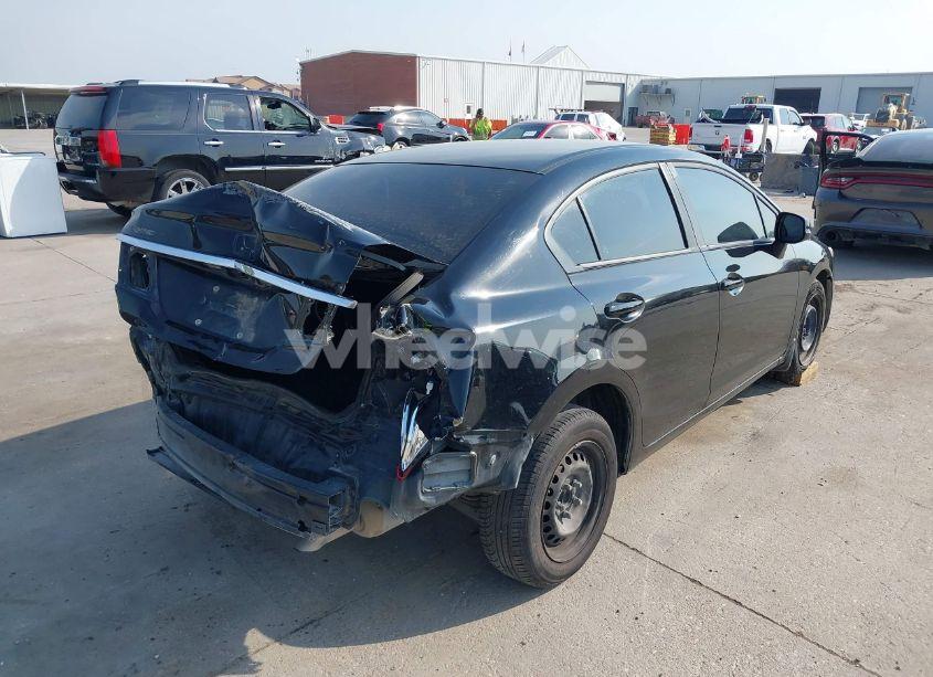 Photo 4 of 2013 Honda Civic LX (VIN 2HGFB2F51DH302323)