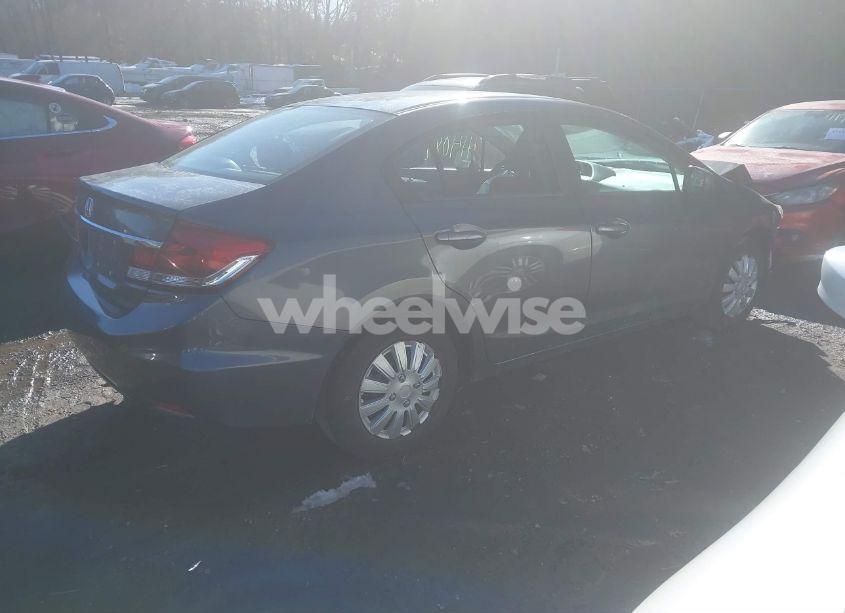 Photo 4 of 2013 Honda Civic LX (VIN 2HGFB2F51DH531617)