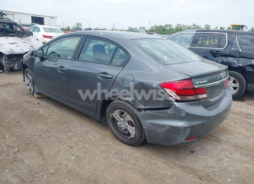 Photo 3 of 2013 Honda Civic LX (VIN 2HGFB2F51DH541743)