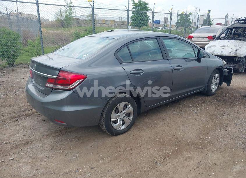 Photo 4 of 2013 Honda Civic LX (VIN 2HGFB2F51DH541743)