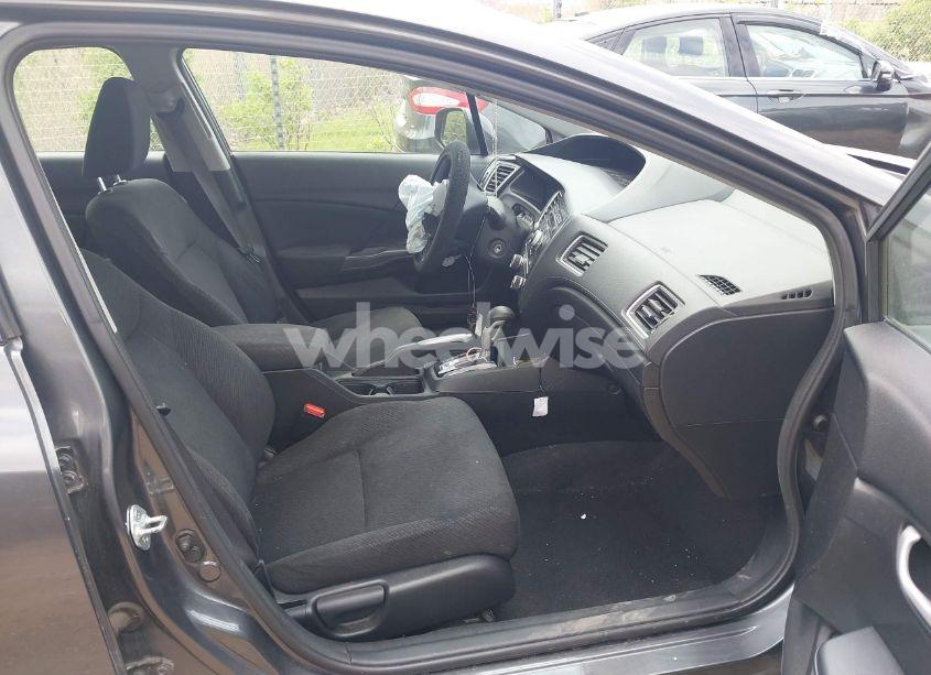 Photo 5 of 2013 Honda Civic LX (VIN 2HGFB2F51DH541743)