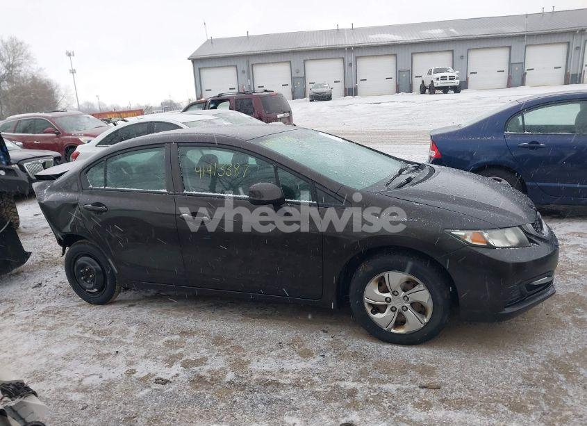 Photo 14 of 2013 Honda Civic LX (VIN 2HGFB2F51DH557165)