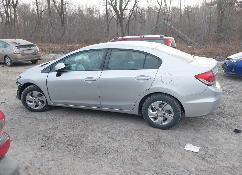 Photo 14 of 2013 Honda Civic LX (VIN 2HGFB2F51DH571230)