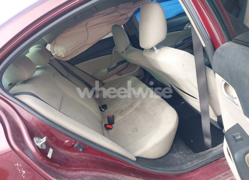 Photo 8 of 2013 Honda Civic LX (VIN 2HGFB2F51DH575746)