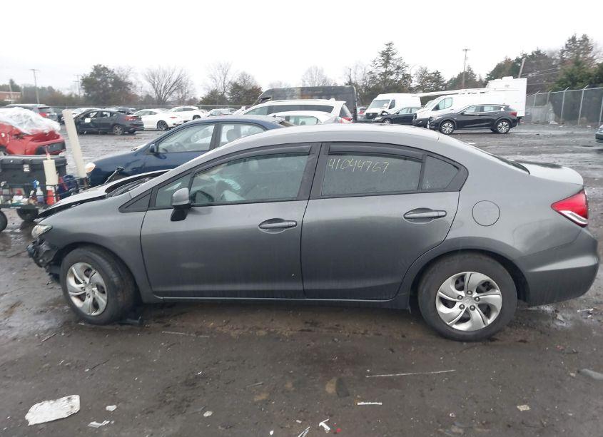 Photo 13 of 2013 Honda Civic LX (VIN 2HGFB2F51DH578551)