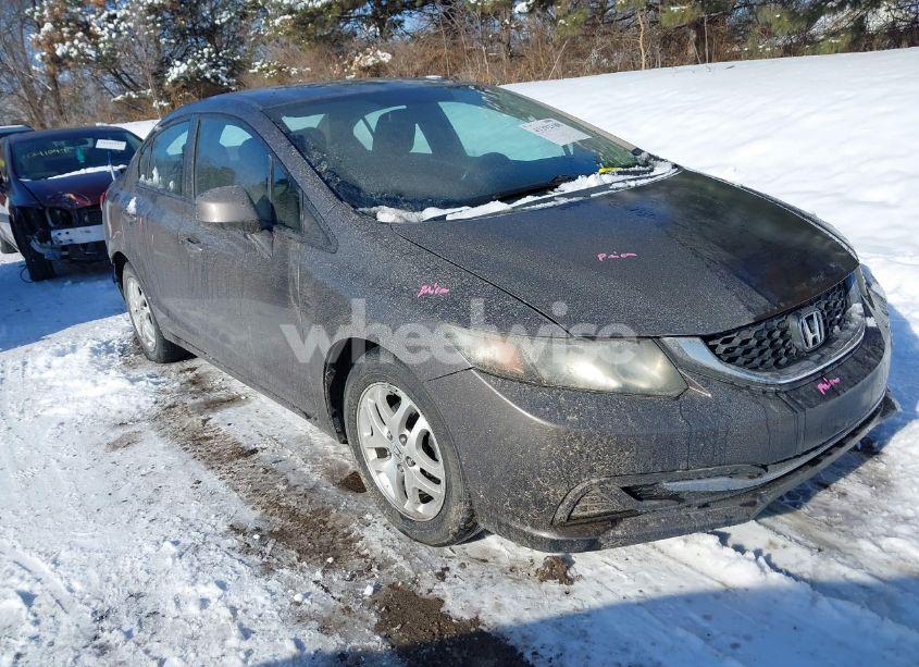 2013 Honda Civic LX (VIN 2HGFB2F51DH582907) main photo