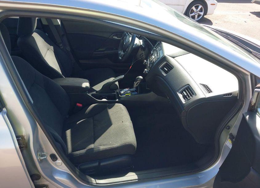 Photo 5 of 2013 Honda Civic LX (VIN 2HGFB2F51DH584933)