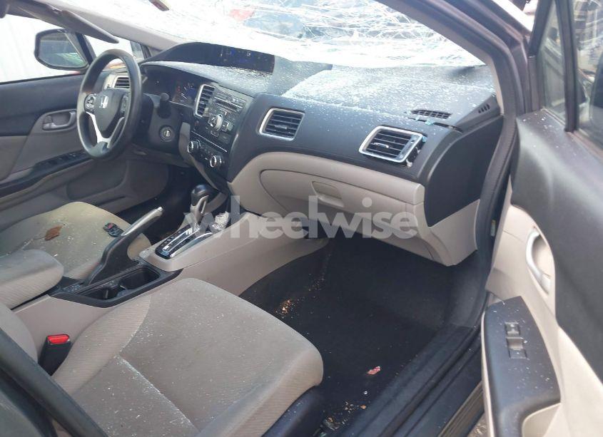 Photo 5 of 2013 Honda Civic LX (VIN 2HGFB2F51DH588612)