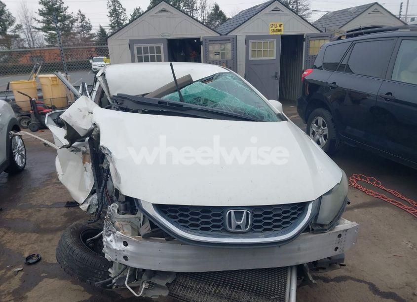 Photo 12 of 2013 Honda Civic LX (VIN 2HGFB2F51DH591381)