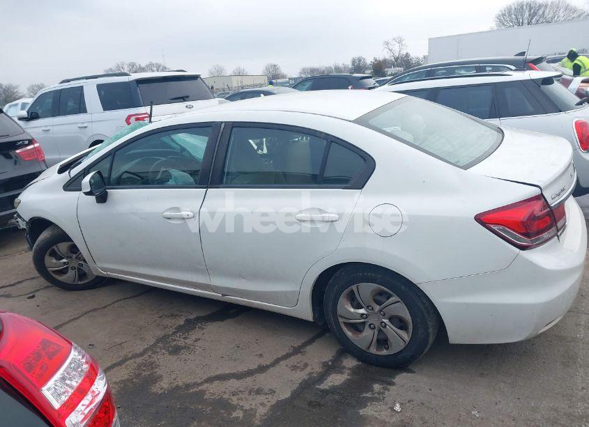 Photo 14 of 2013 Honda Civic LX (VIN 2HGFB2F51DH591381)