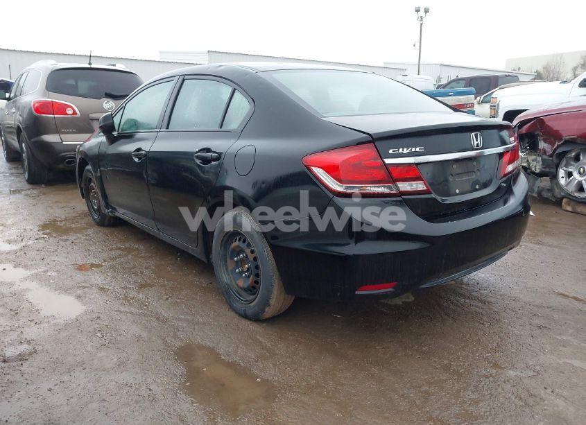 Photo 3 of 2013 Honda Civic LX (VIN 2HGFB2F51DH591543)