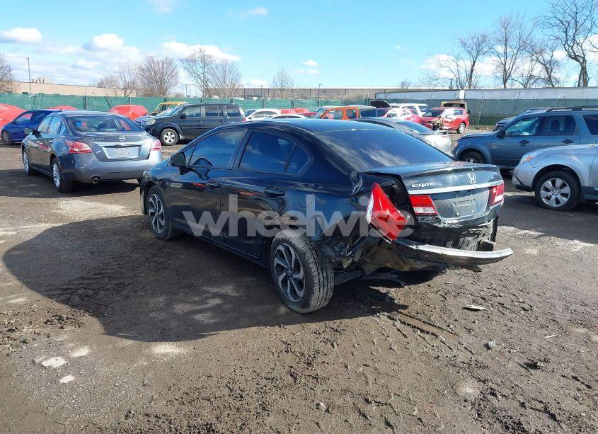 Photo 3 of 2013 Honda Civic LX (VIN 2HGFB2F51DH600743)