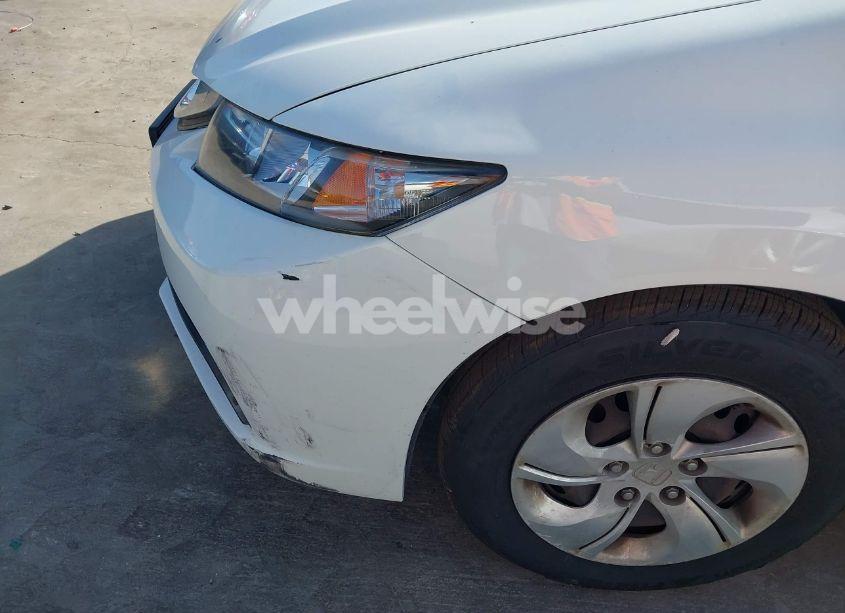 Photo 6 of 2014 Honda Civic LX (VIN 2HGFB2F51EH528704)