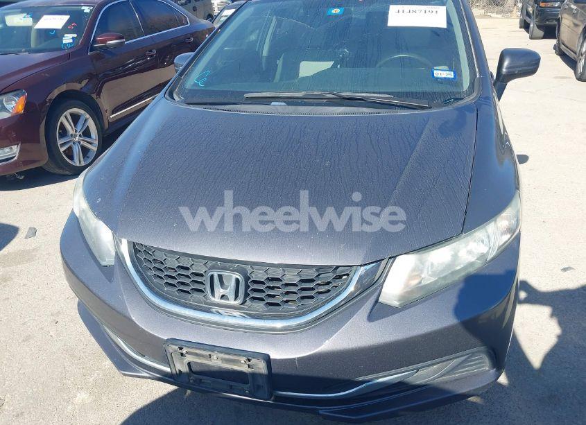 Photo 11 of 2015 Honda Civic LX (VIN 2HGFB2F51FH552311)