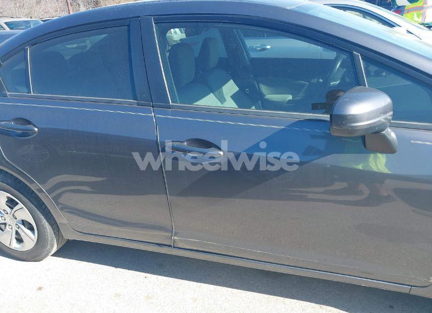 Photo 12 of 2015 Honda Civic LX (VIN 2HGFB2F51FH552311)