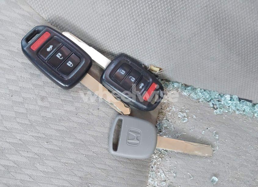 Photo 11 of 2015 Honda Civic LX (VIN 2HGFB2F51FH554611)