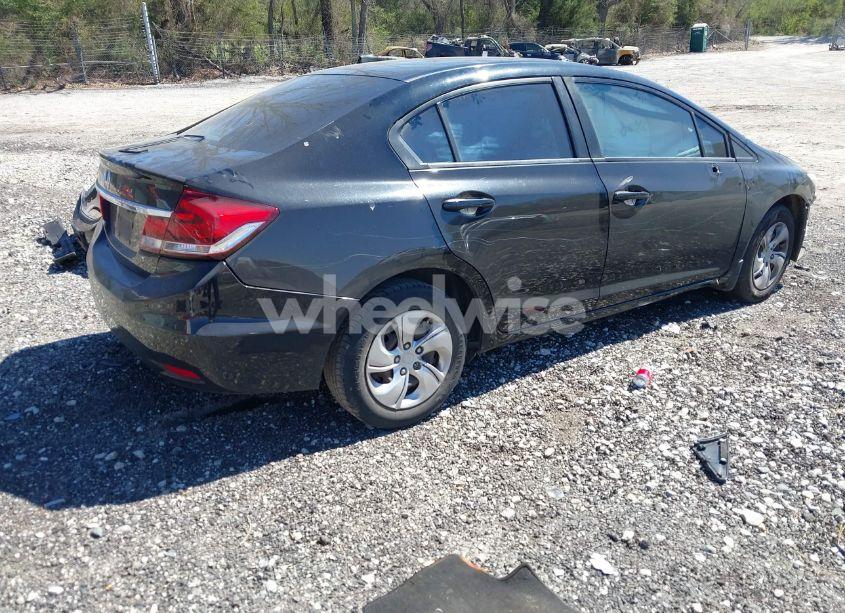 Photo 4 of 2015 Honda Civic LX (VIN 2HGFB2F51FH560361)