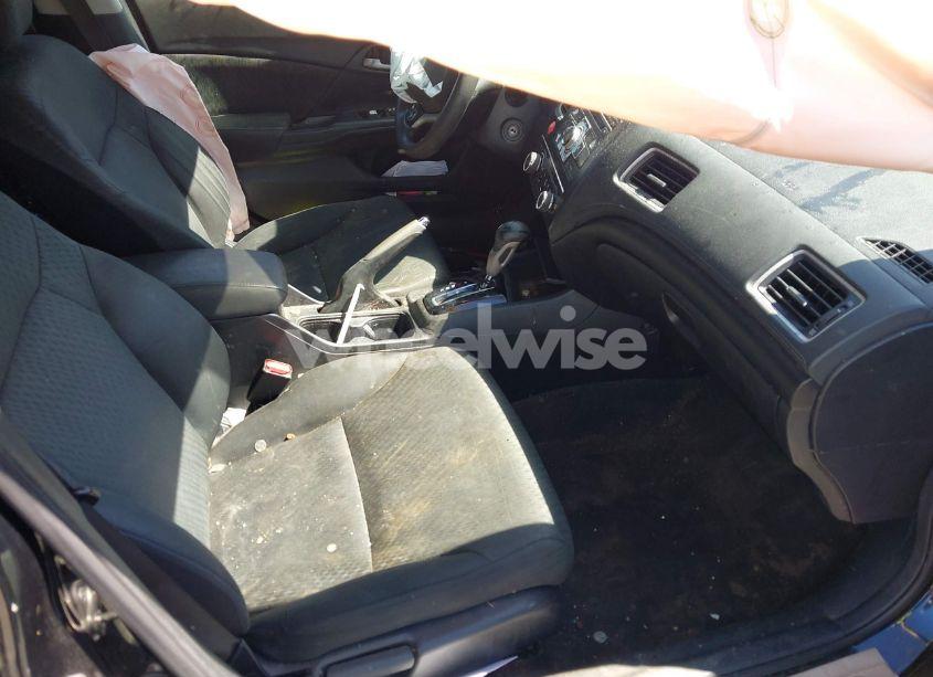 Photo 5 of 2015 Honda Civic LX (VIN 2HGFB2F51FH560361)