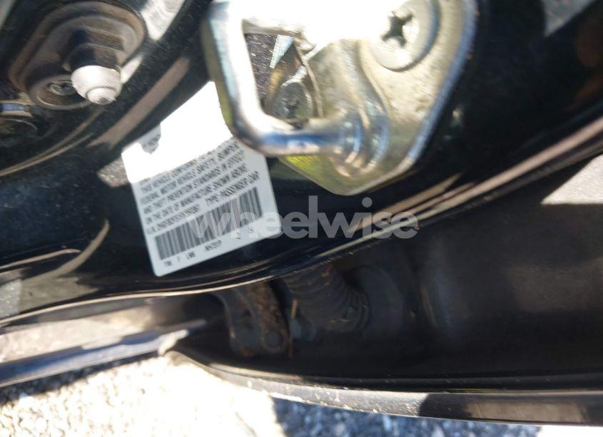 Photo 9 of 2015 Honda Civic LX (VIN 2HGFB2F51FH560361)