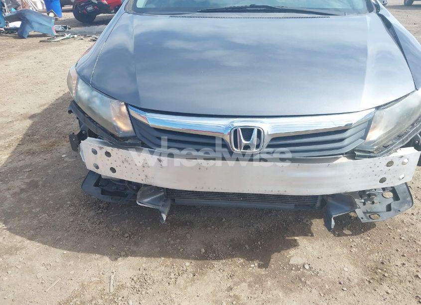 Photo 6 of 2012 Honda Civic LX (VIN 2HGFB2F52CH327648)