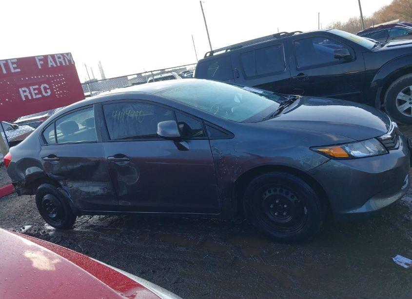 Photo 13 of 2012 Honda Civic LX (VIN 2HGFB2F52CH332395)